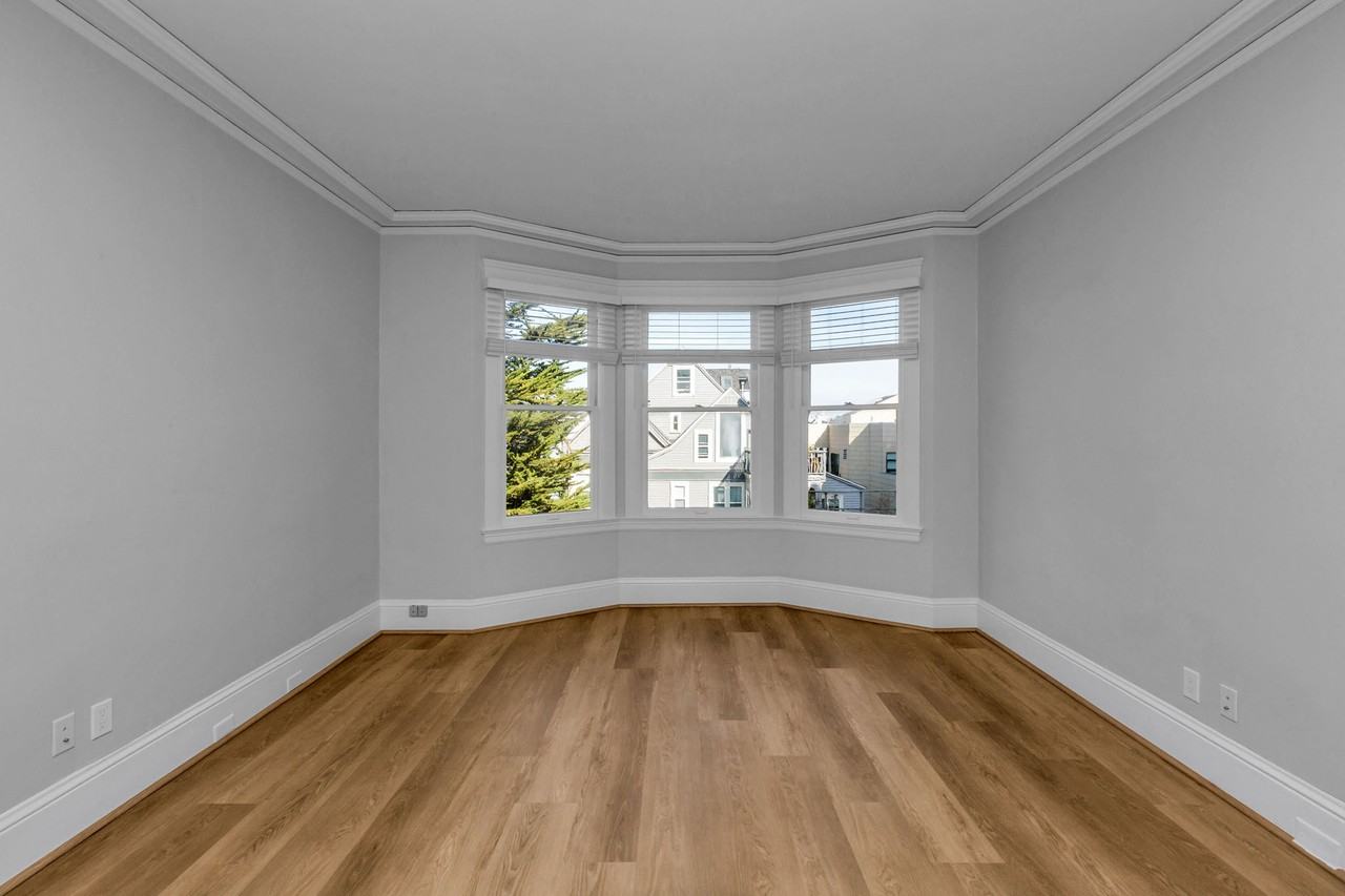 1760 Golden Gate - Photo 5 of 19
