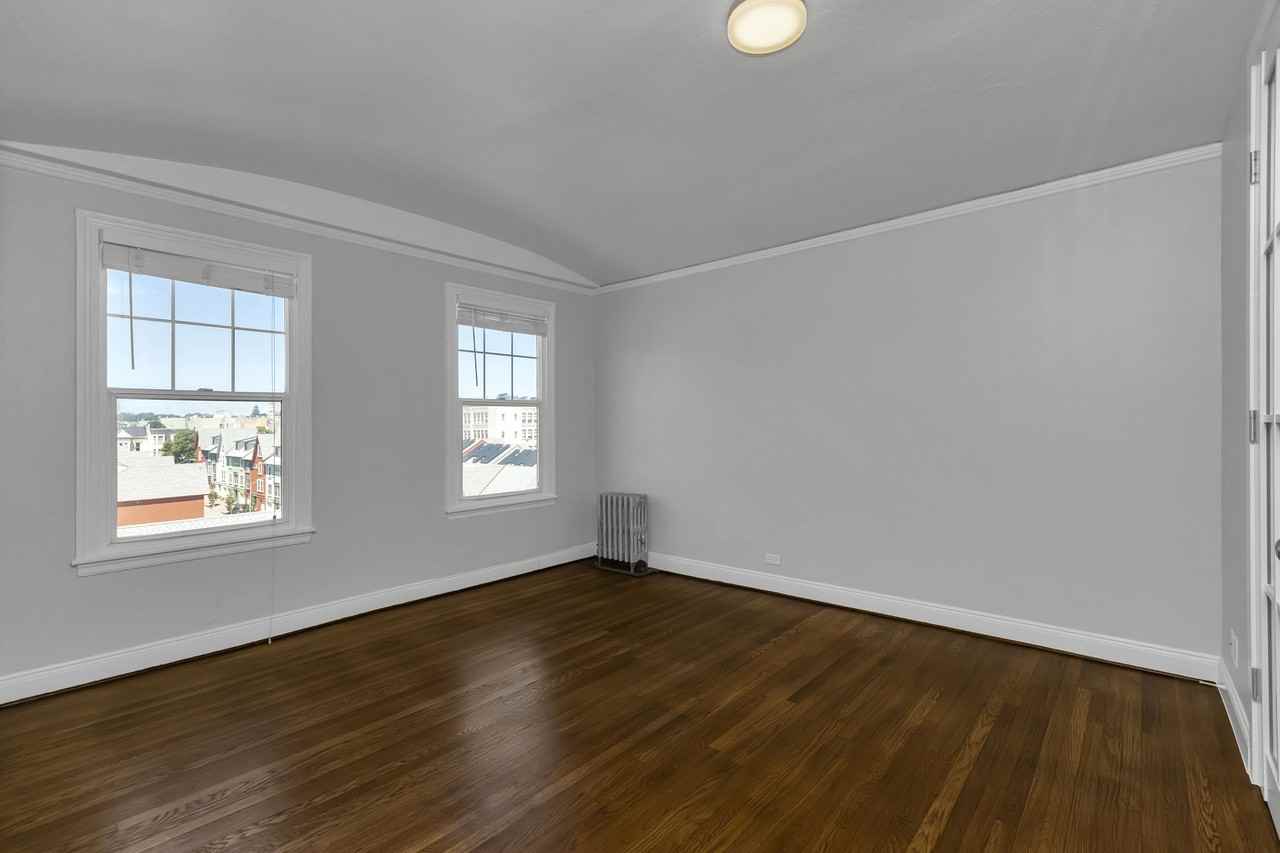 300 Buchanan - Photo 5 of 20