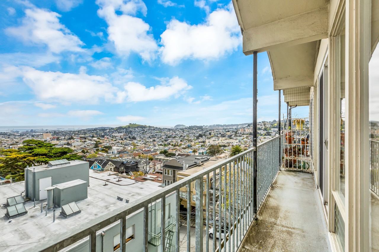 642 Alvarado - Photo 6 of 17