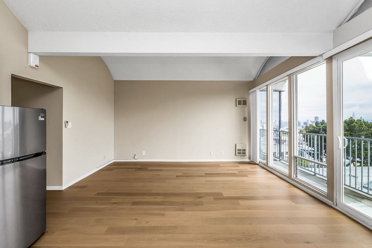 642 Alvarado - Photo 7 of 17