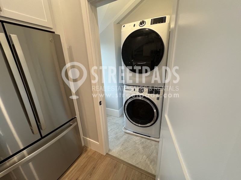 9 Holton Street #5 - Photo 3 of 30