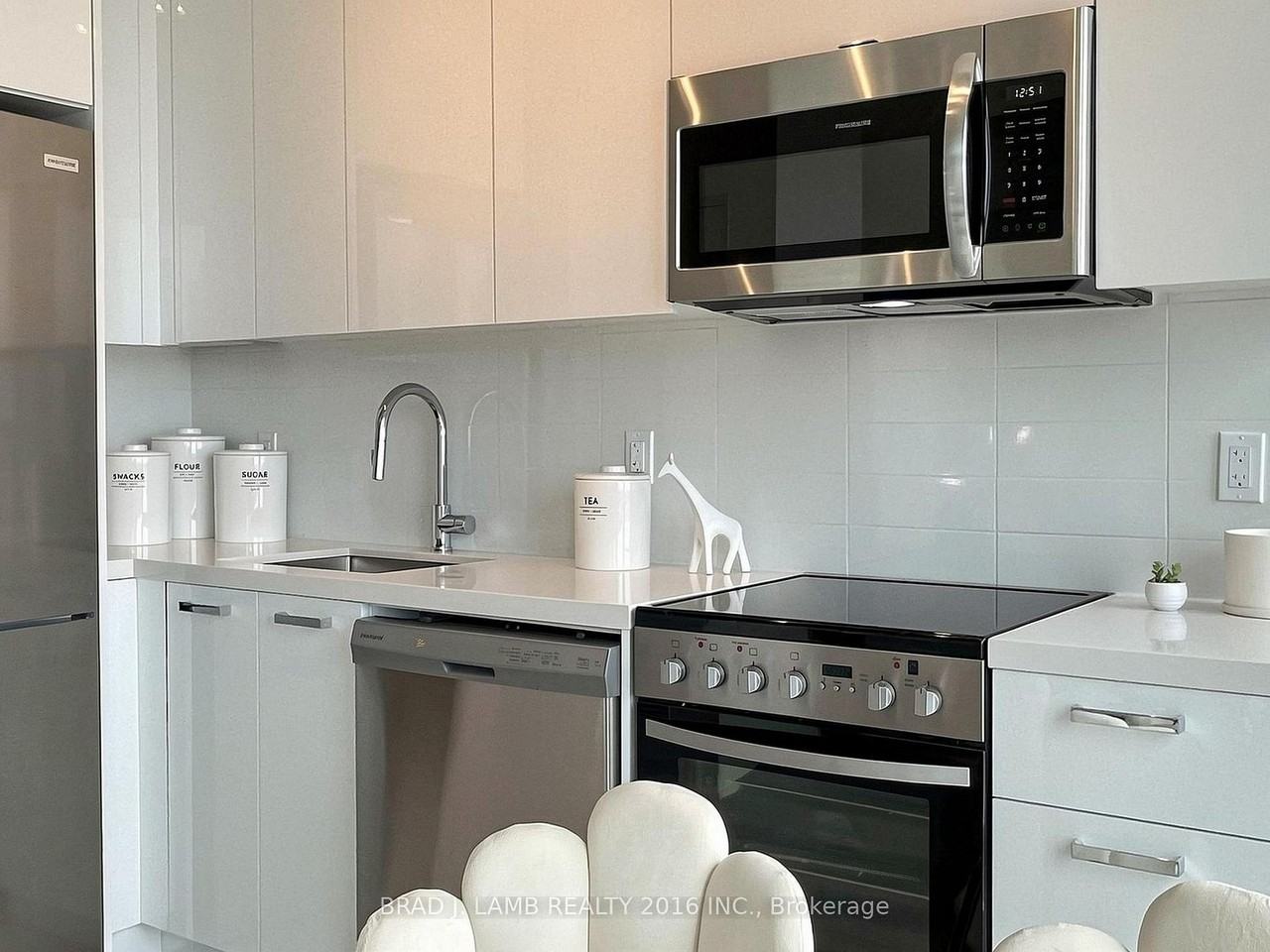 284 King Street East #1308 - Photo 4 of 13