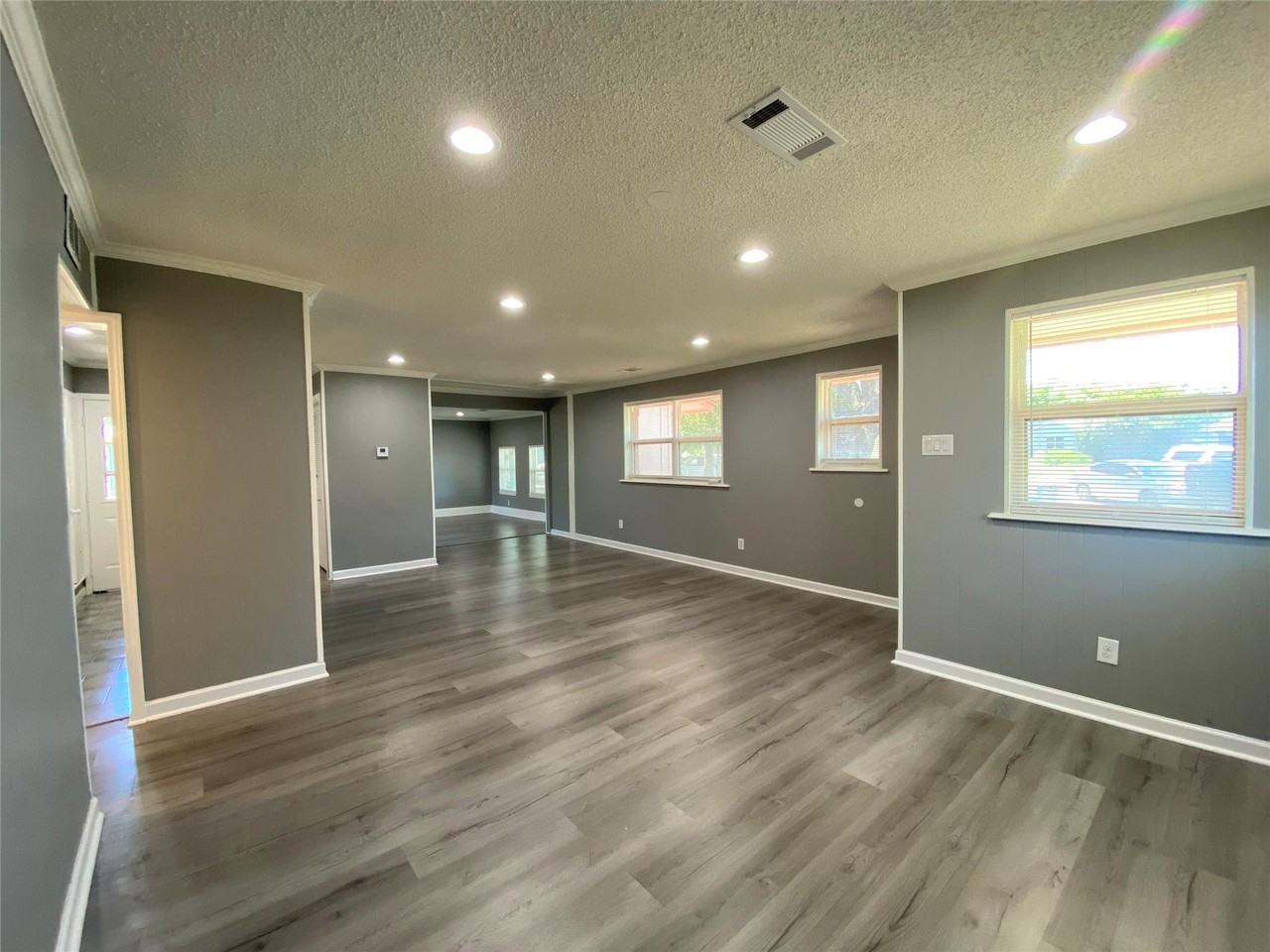 2813 Arcady Dr #1 - Photo 7 of 21