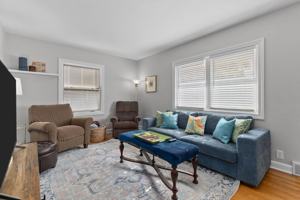featured image of 814 E Lindbergh St