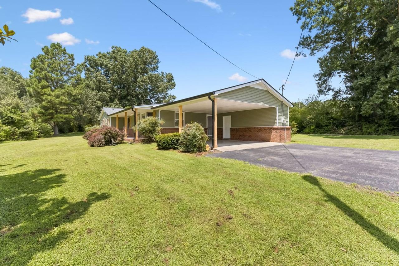 1001 Lakeside Dr - Photo 5 of 11