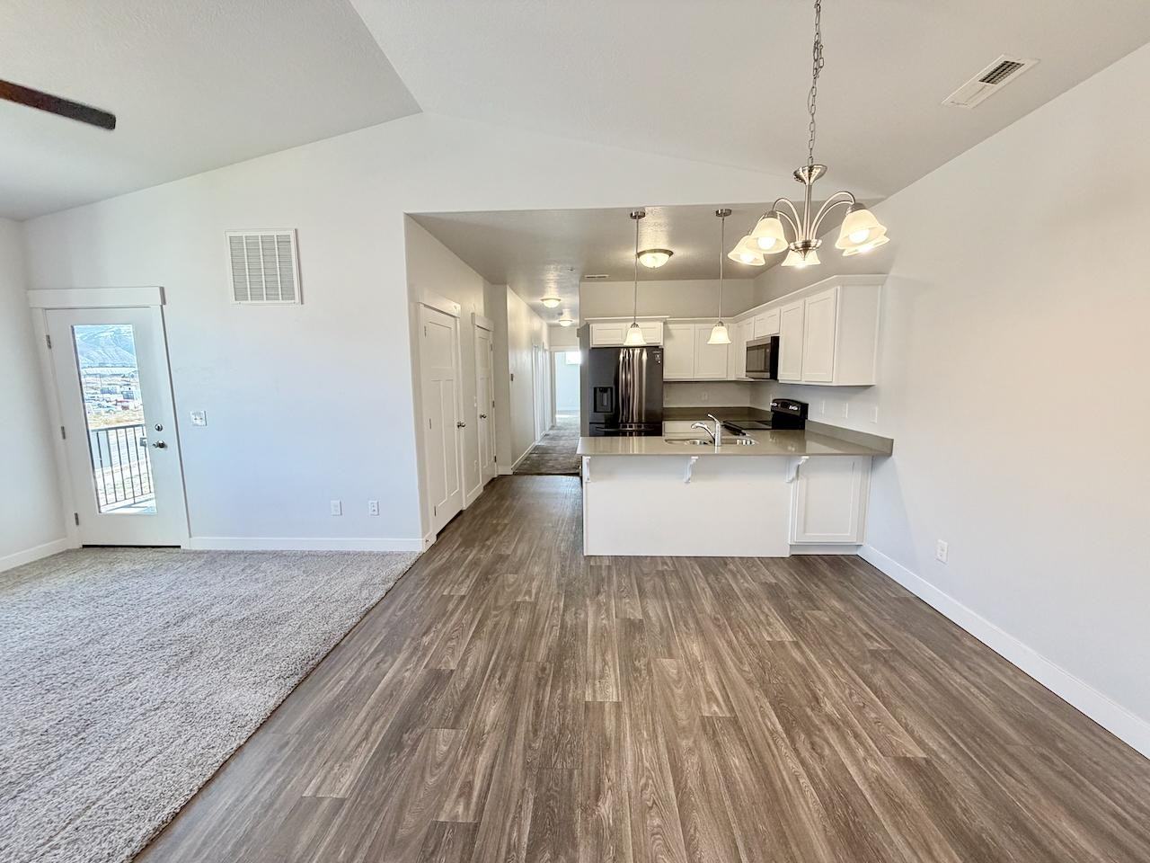738 N 260 W - Photo 2 of 11