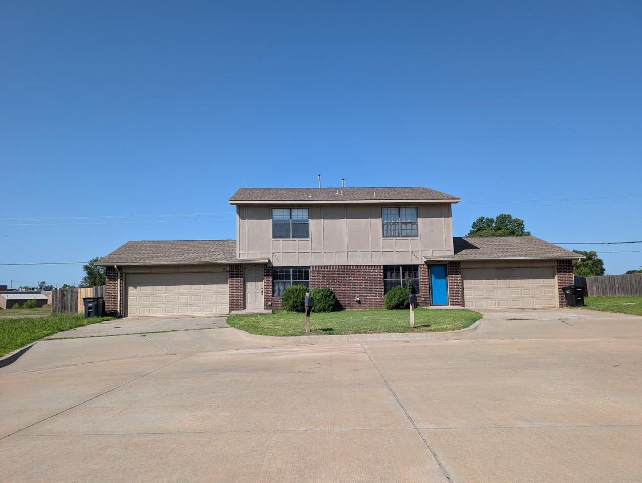 3201 Lois Arlene Cir - Photo 4 of 20