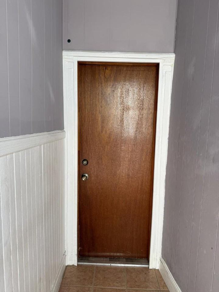 48 Lang St - Photo 2 of 10