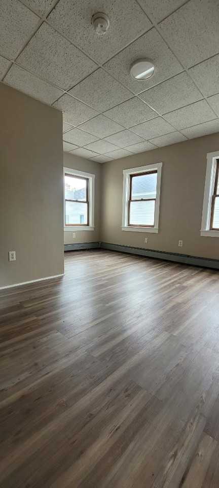 143 Central Street - Photo 5 of 8