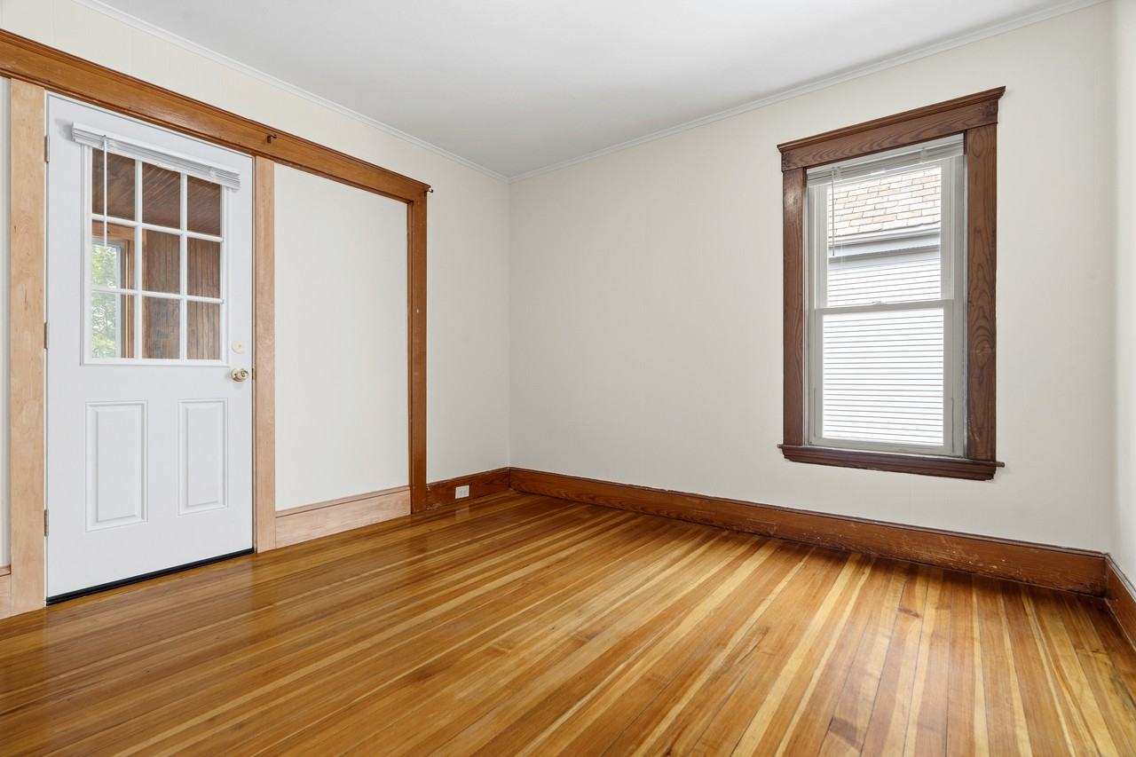 42 Whitman St #2 - Photo 4 of 14