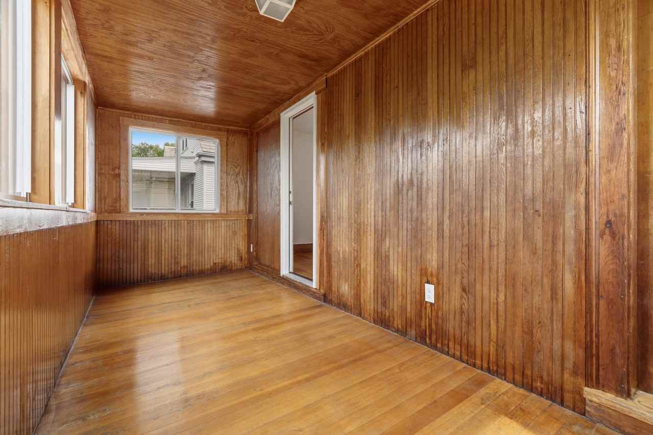 42 Whitman St #2 - Photo 6 of 14