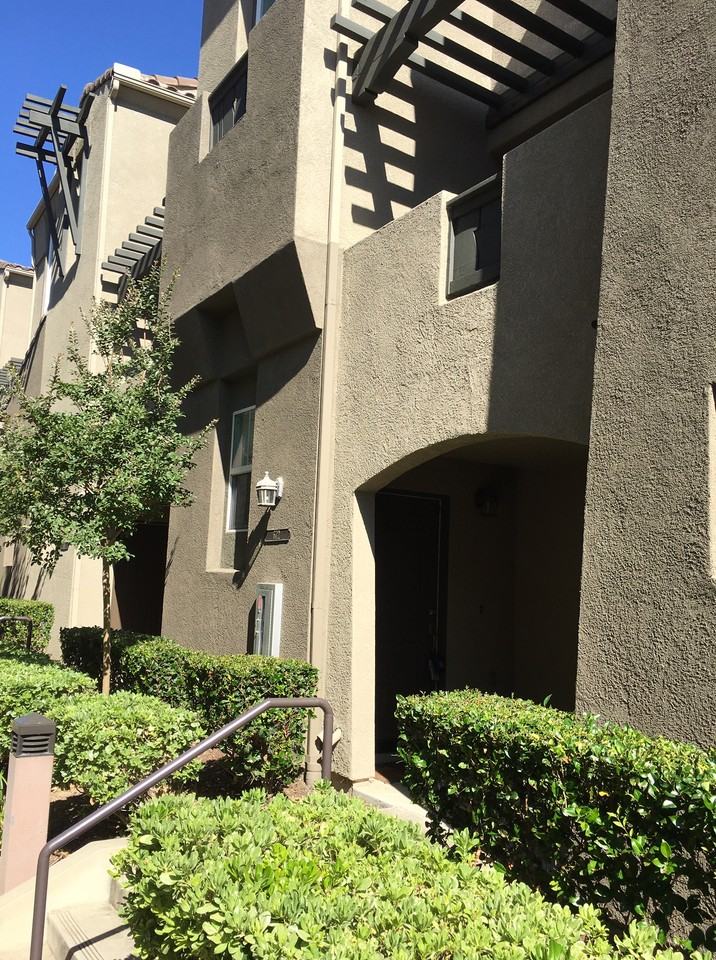 672 Kellogg St, San Marcos, CA 92078 - 1 #1 - Photo 3 of 8