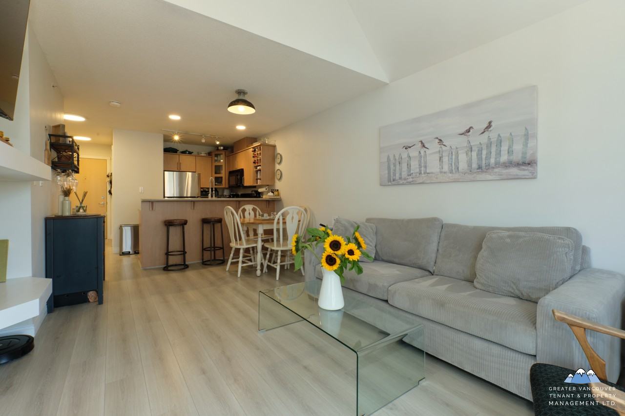 3142 St. Johns St - Photo 4 of 24