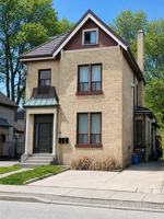 featured image of 32 Cartwright St
