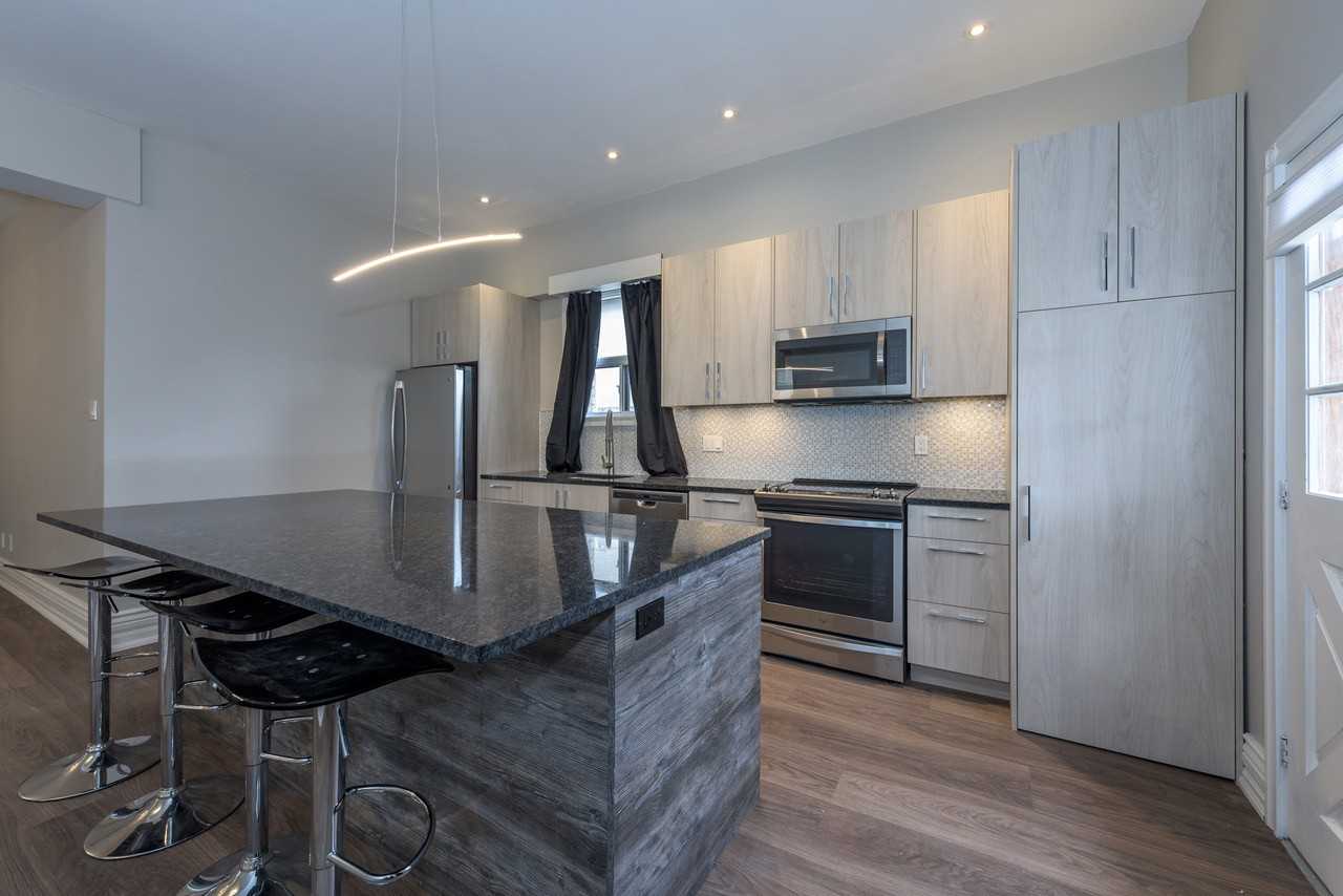 32 Cartwright St - Photo 4 of 11