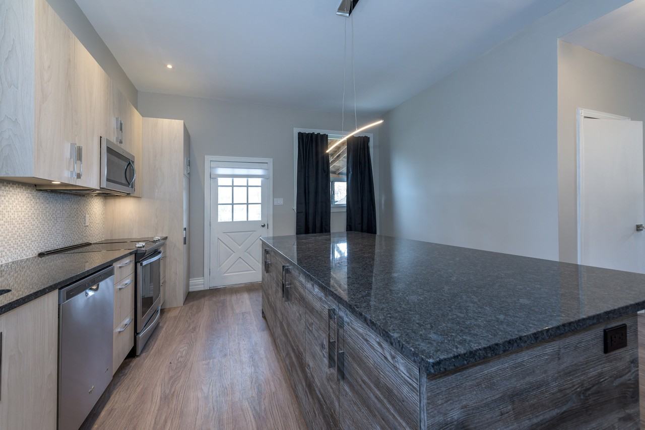 32 Cartwright St - Photo 6 of 11