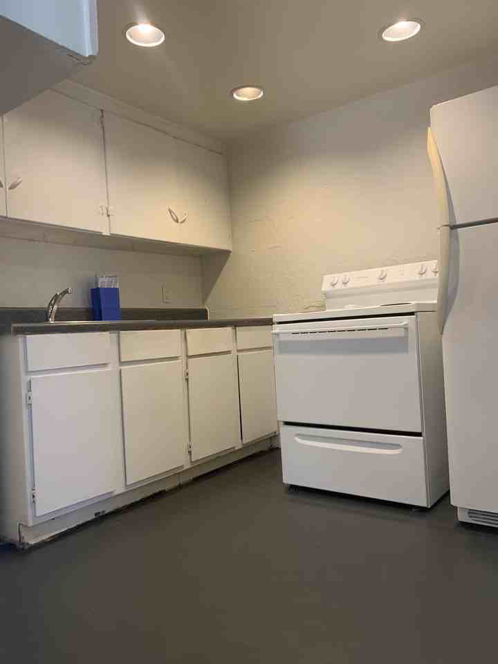 558 Pulaski St #3 - Photo 6 of 20