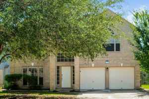 featured image of 17116 Valley Glen Rd