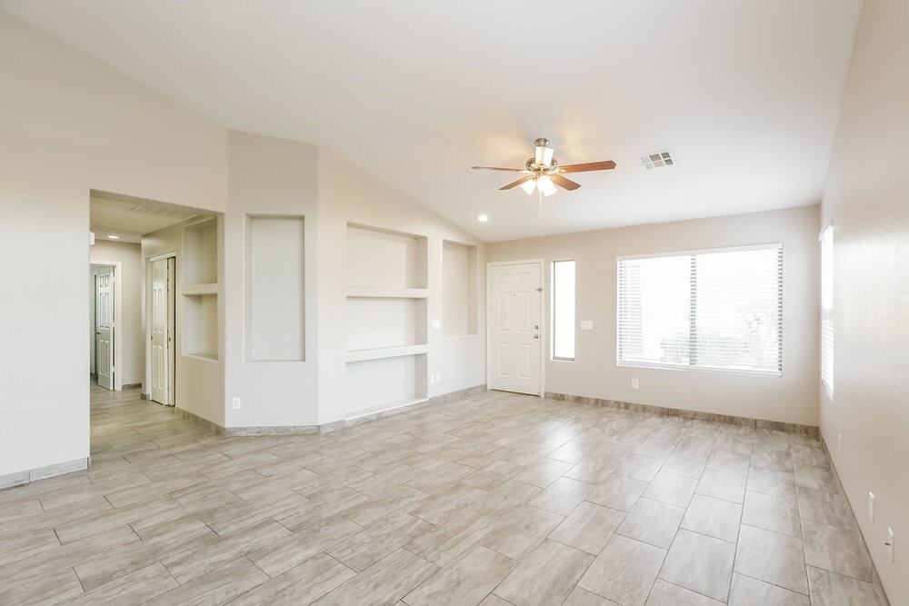 5112 W Galena Cir - Photo 4 of 16