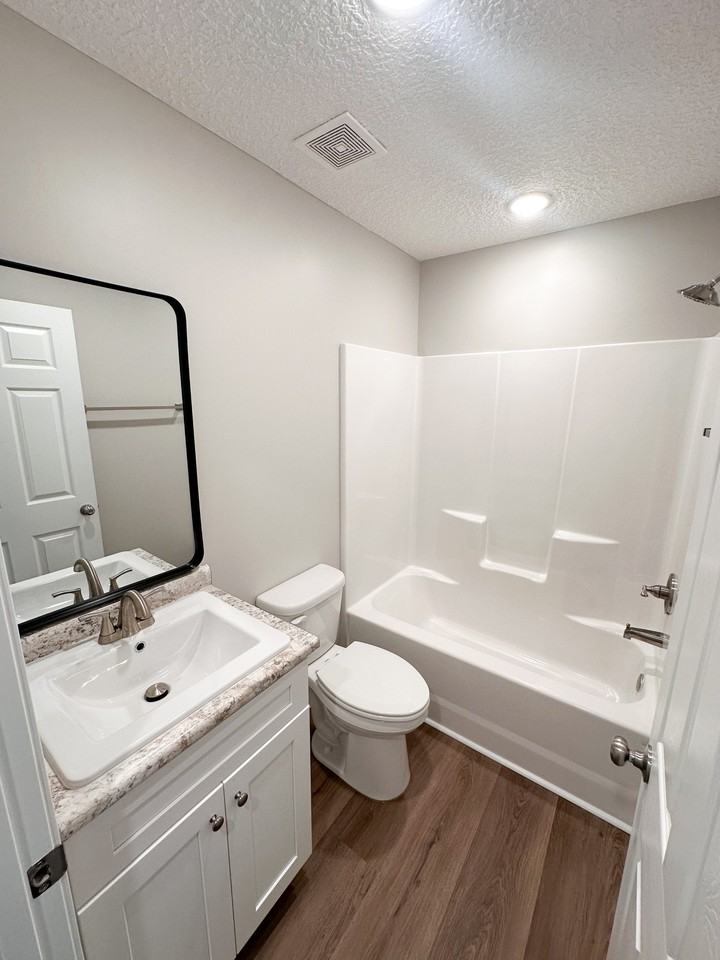 3752 Ware St #1 - Photo 5 of 10