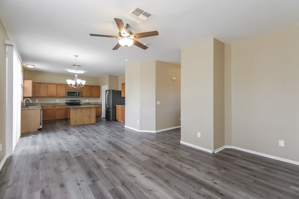 40549 N Brumana St - Photo 5 of 17