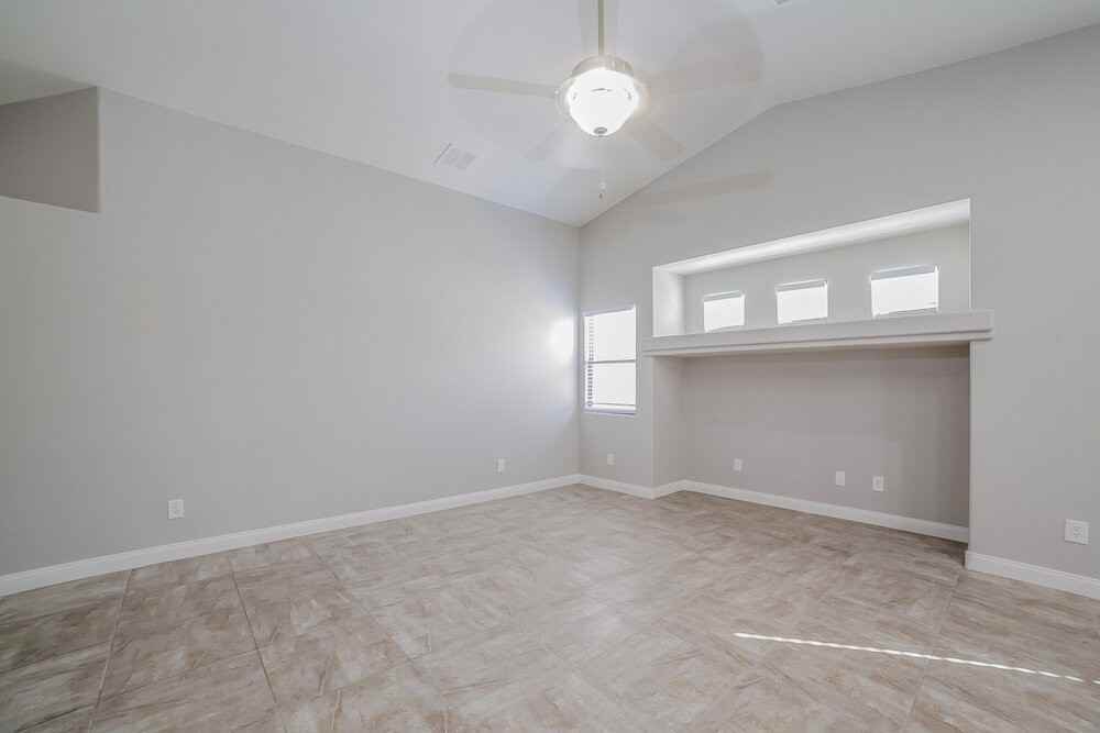 1825 Midnight Wind Ave - Photo 4 of 15
