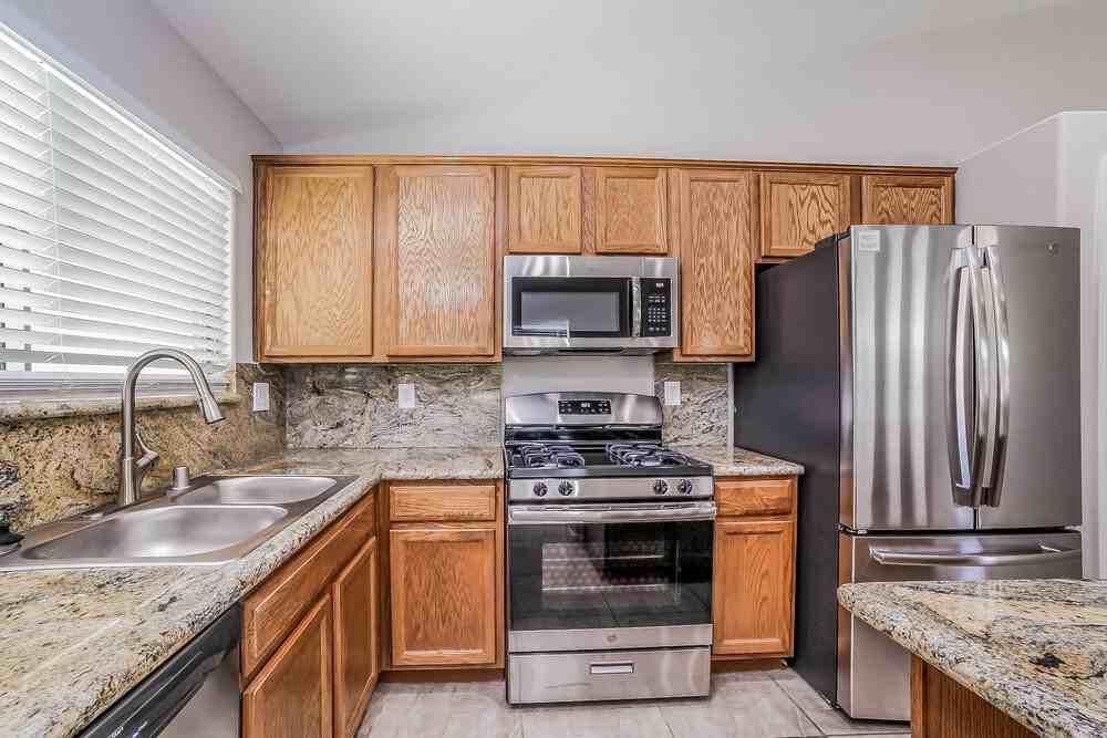 1825 Midnight Wind Ave - Photo 7 of 15