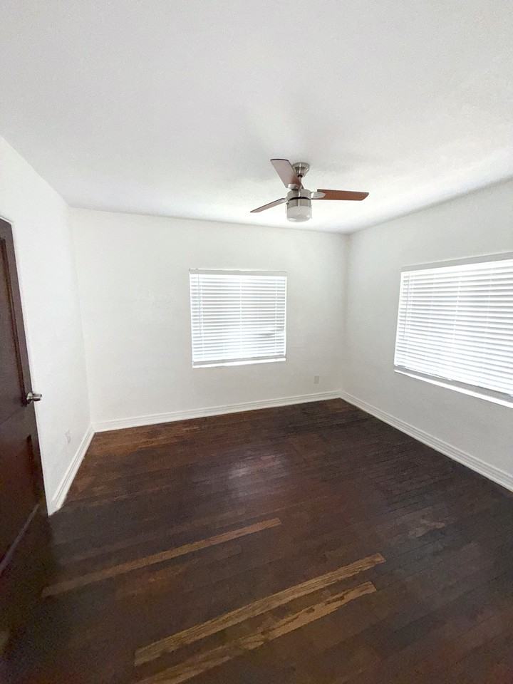 1415 Asher Ln #1 - Photo 5 of 11