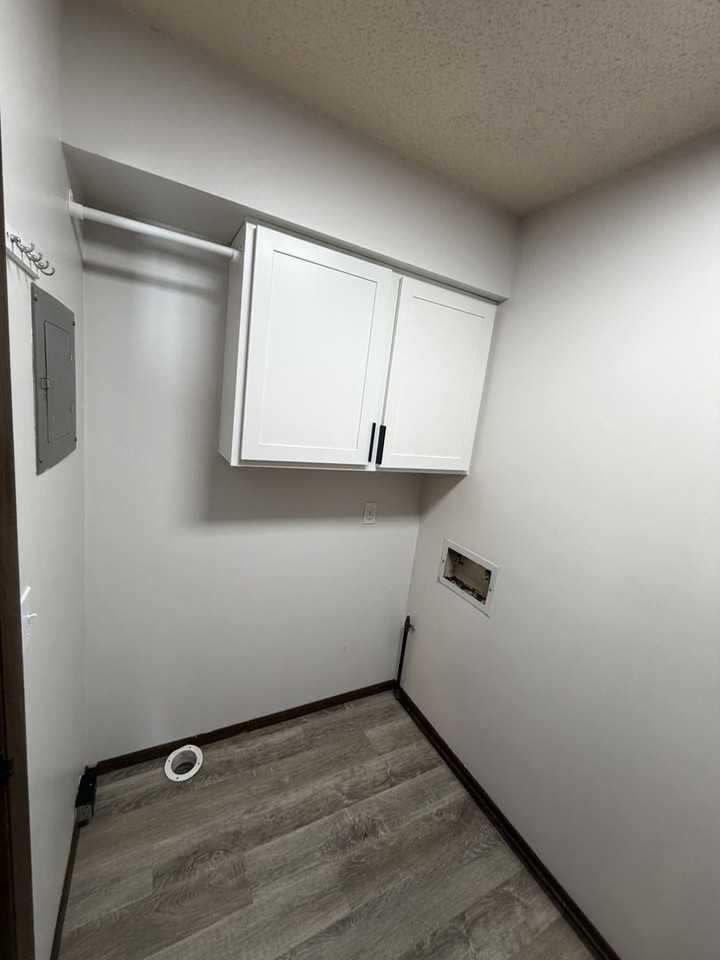 6215 Normandy Drive - Photo 6 of 16