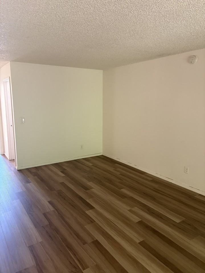 2297 Se Courtney Ave #2297-5 - Photo 4 of 9
