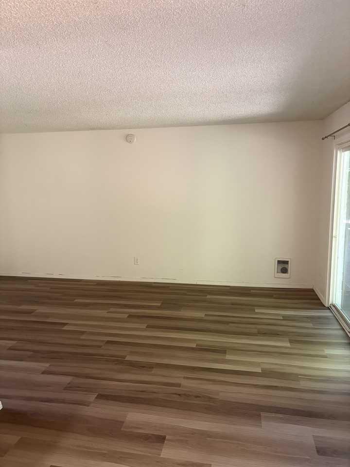 2297 Se Courtney Ave #2297-5 - Photo 7 of 9
