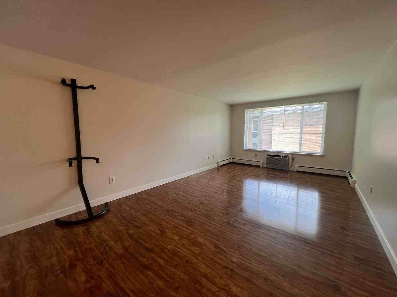 Mathews634 (KC-JF-NB) - Photo 5 of 9