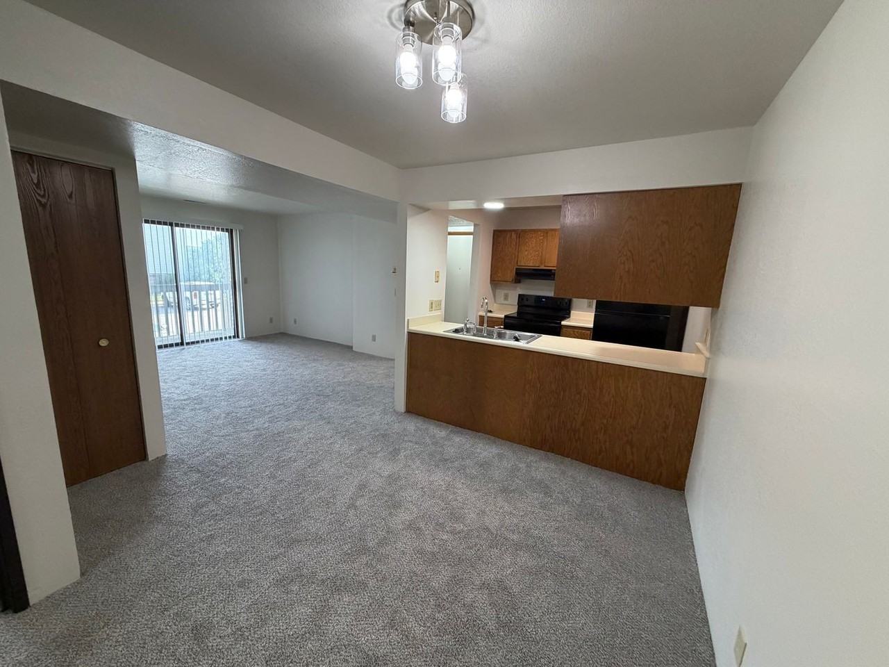 2203 Spansail Dr - Photo 7 of 14
