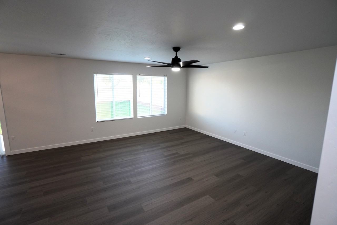 5813 W Stavros St #1 - Photo 7 of 31