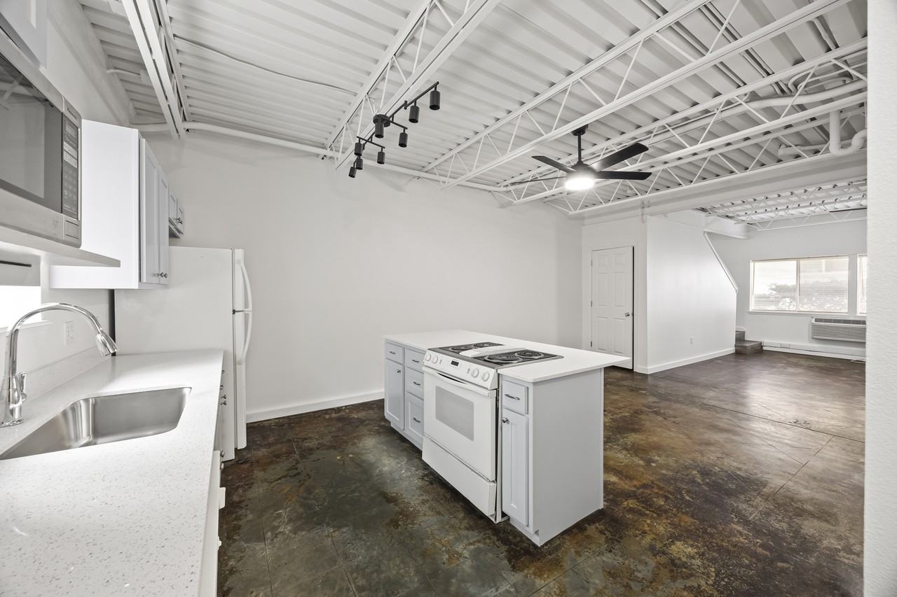 1010 N Molly Ct #1010MC - Photo 3 of 26