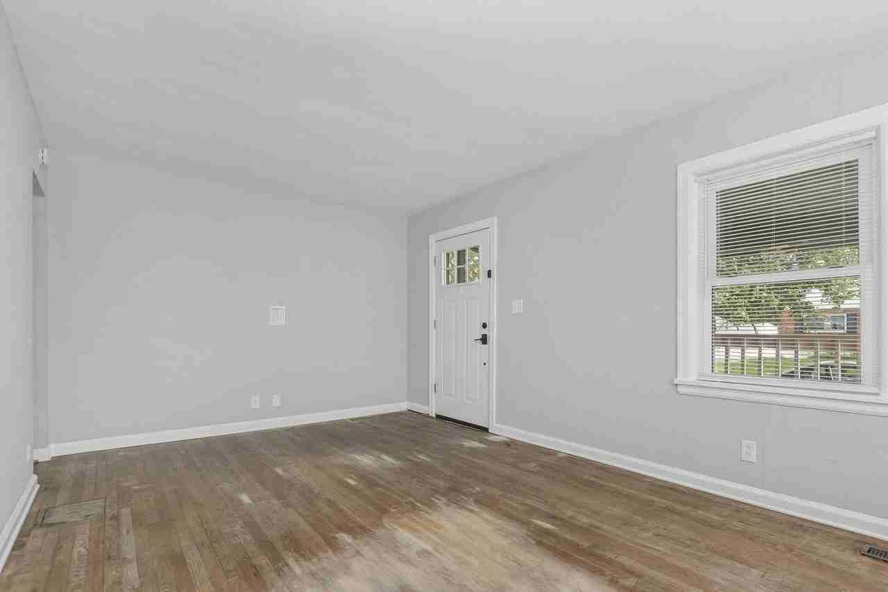 1533 Cardington Rd #1 - Photo 4 of 15