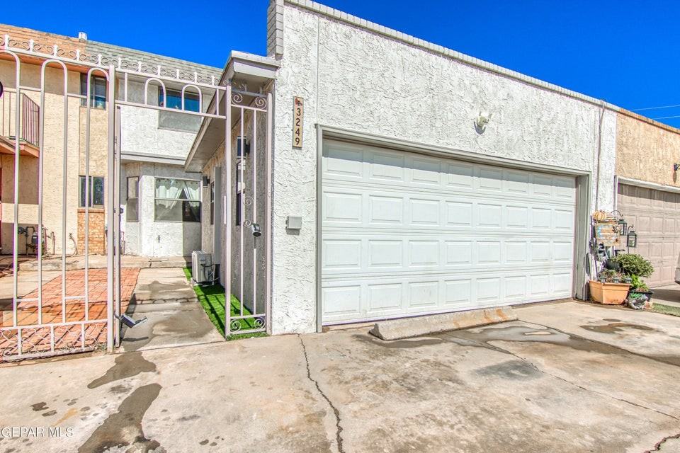 3249 Isla Morada Dr #1 - Photo 2 of 2