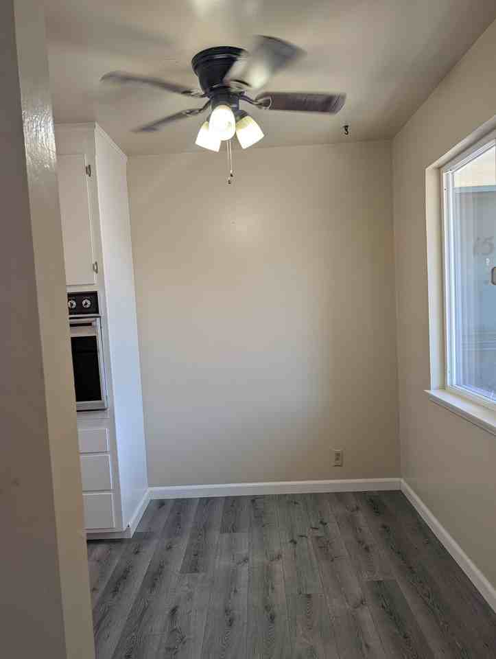 1138 Willow St #14 - Photo 5 of 7