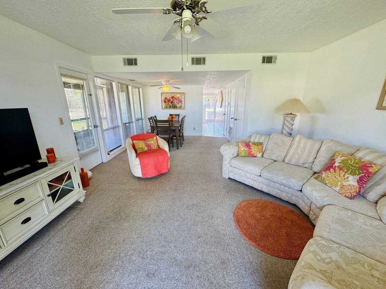 58 Club House Dr - Photo 4 of 15
