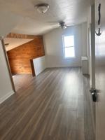 featured image of 202 N Lincoln St