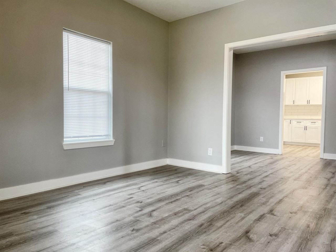 2609 3rd St #1 - Photo 5 of 16