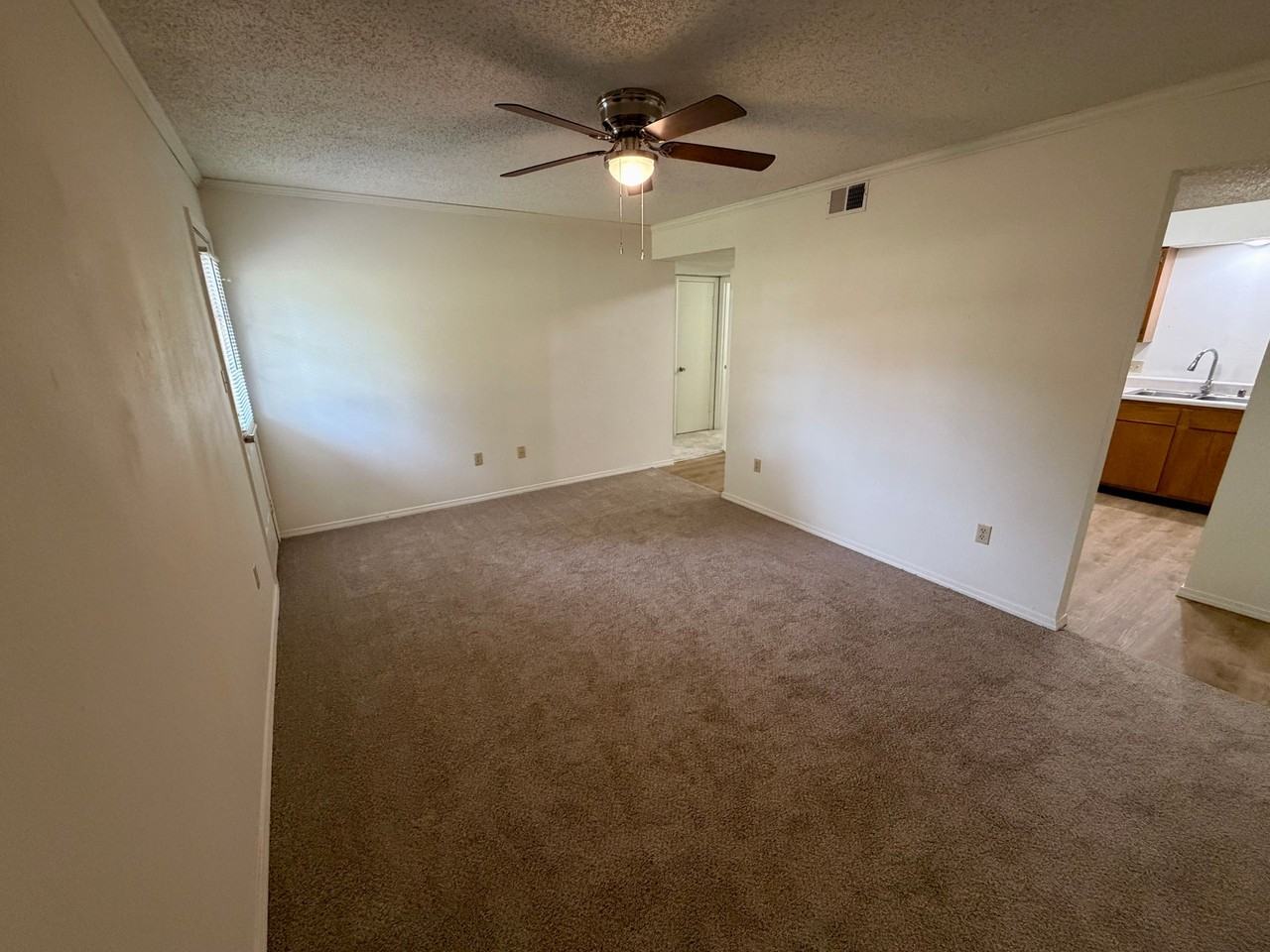 Marina Apartments - Photo 7 of 12