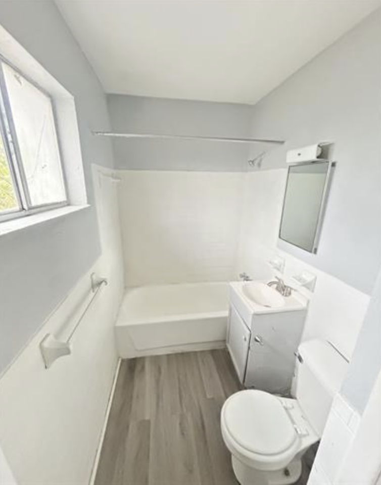 1417 Milburn Ave #A - Photo 5 of 5