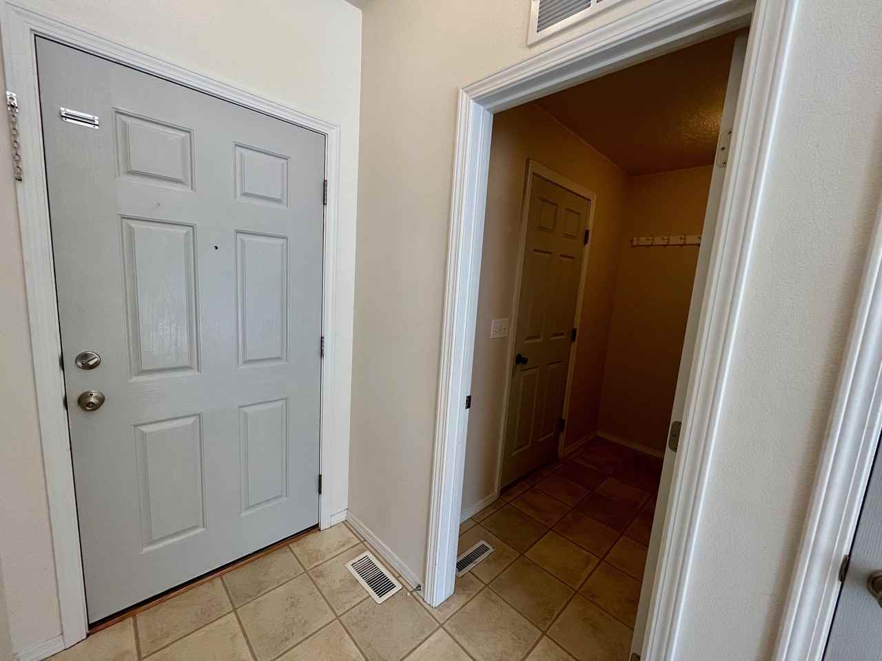 11657 Shelburne St #11657SB - Photo 3 of 25