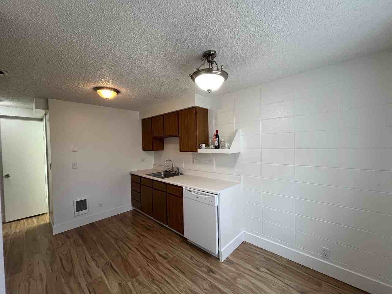 874 S Curtis Rd #1 - Photo 5 of 21