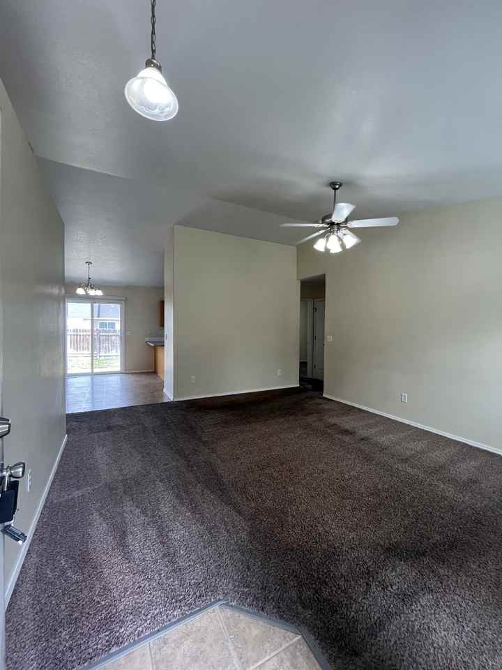 14320 Tara St #14320T - Photo 2 of 19