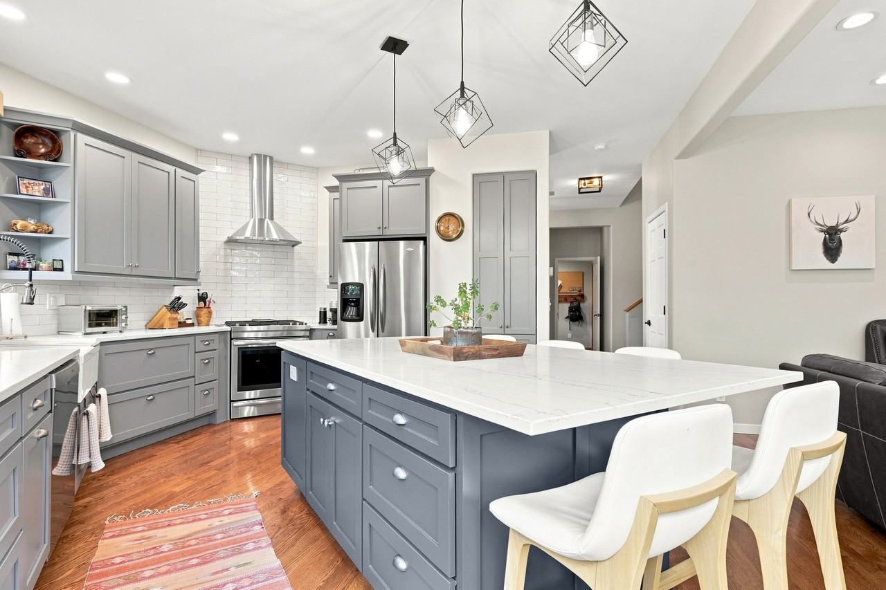 29972 Troutdale Ridge Rd #1 - Photo 4 of 50