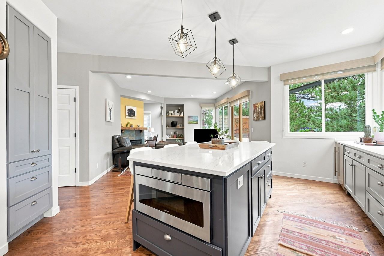 29972 Troutdale Ridge Rd #1 - Photo 5 of 50