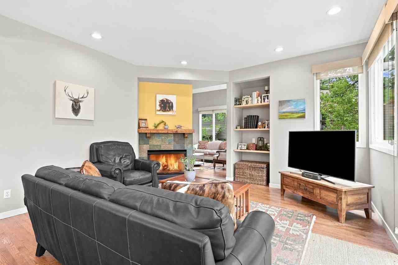 29972 Troutdale Ridge Rd #1 - Photo 6 of 50