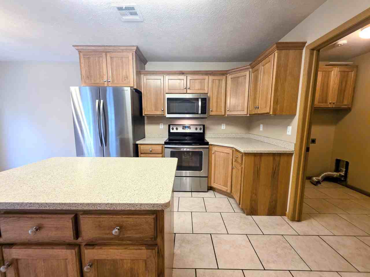 606 Highland Ridge Dr #1 - Photo 7 of 26